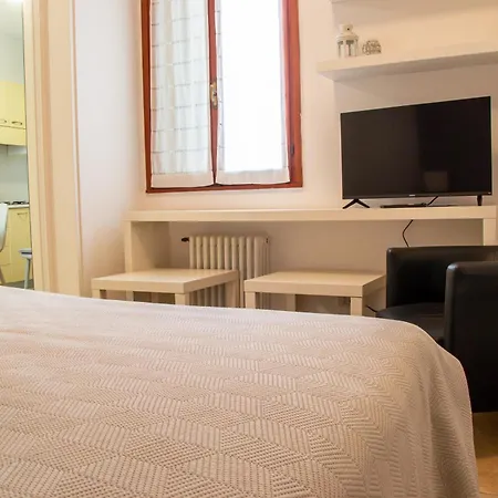 Welc-om Domus Pedrocchi Padoue